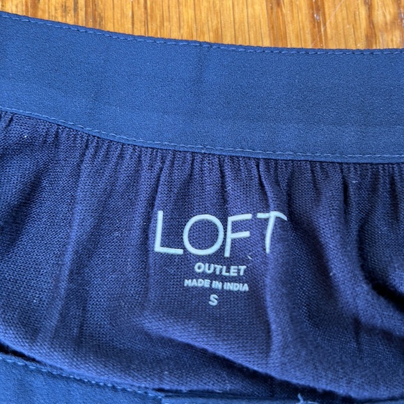 LOFT Outlet navy blue long sleeve blouse.  Ladies size small. - Picture 2 of 9